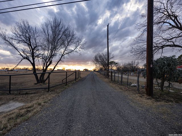 19749 State Highway 16 S, Von Ormy, TX 78073