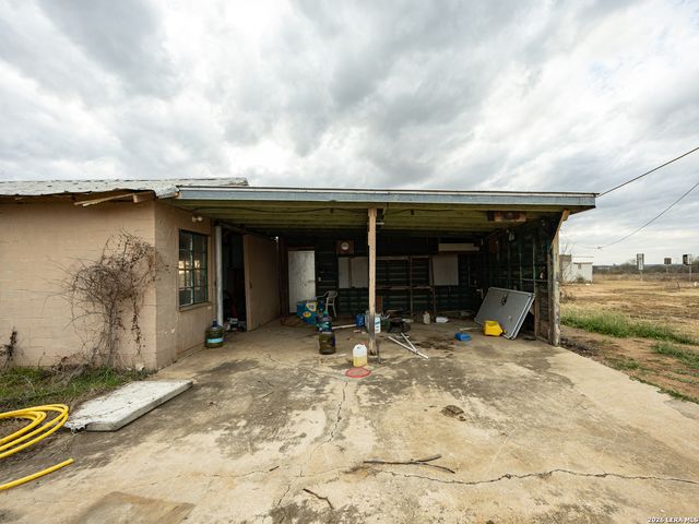 19749 State Highway 16 S, Von Ormy, TX 78073