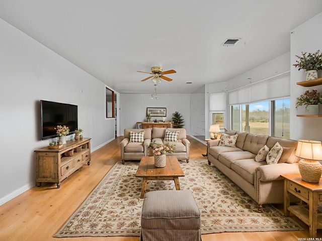 19749 State Highway 16 S, Von Ormy, TX 78073