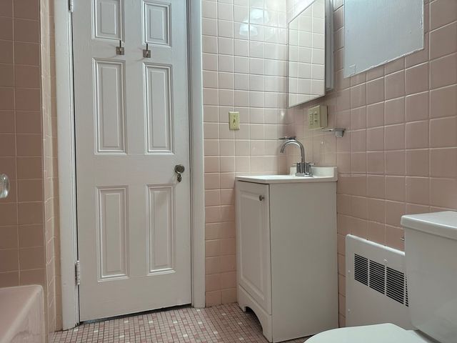 124 Bowdoin 97, Boston, MA 02108
