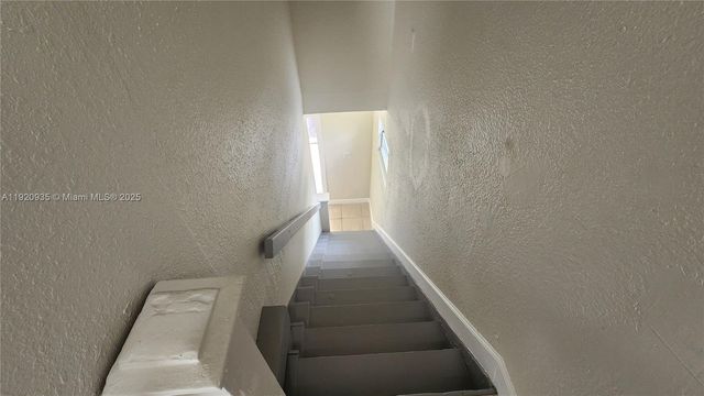 829 SW 3rd St, Miami, FL 33130