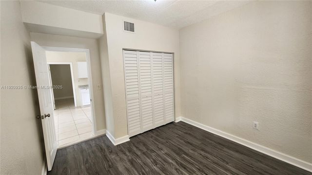 829 SW 3rd St, Miami, FL 33130