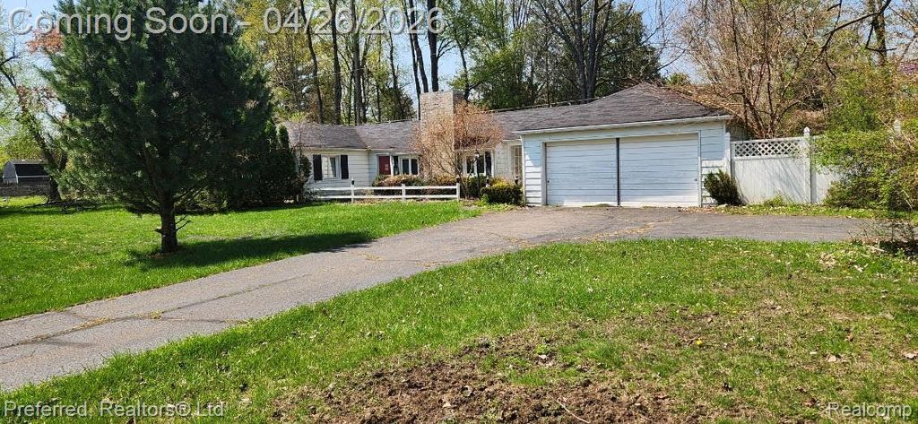 18051 Deering Street, Livonia, MI 48152