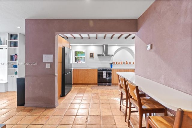 1344 Seabreeze Blvd, Fort Lauderdale, FL 33316