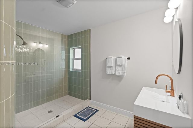 1344 Seabreeze Blvd, Fort Lauderdale, FL 33316