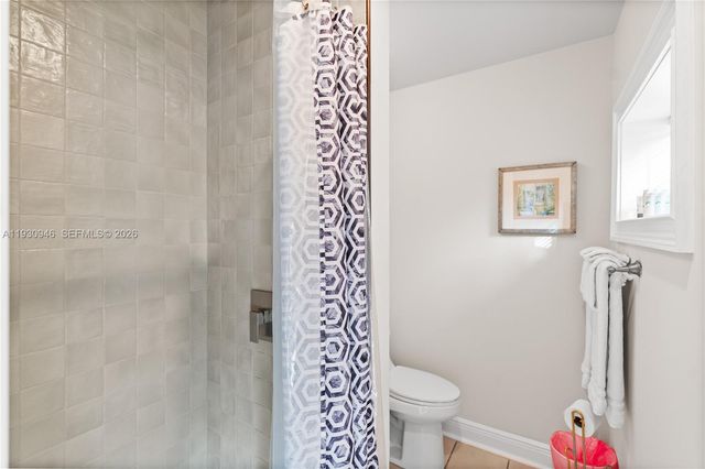 1344 Seabreeze Blvd, Fort Lauderdale, FL 33316