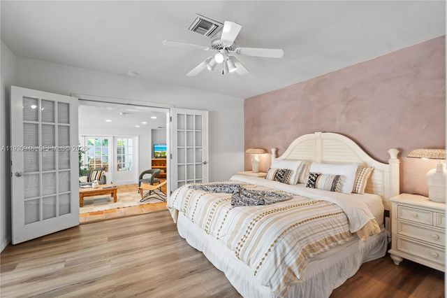 1344 Seabreeze Blvd, Fort Lauderdale, FL 33316