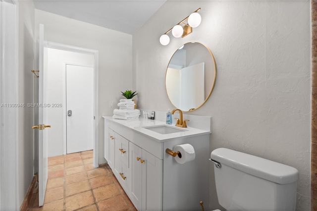 1344 Seabreeze Blvd, Fort Lauderdale, FL 33316