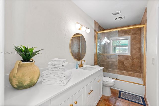 1344 Seabreeze Blvd, Fort Lauderdale, FL 33316