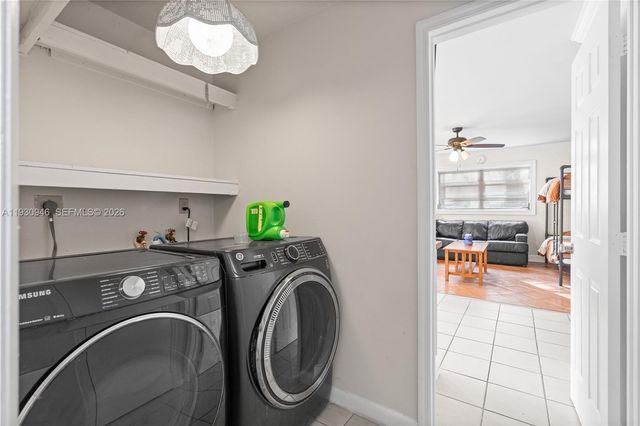 1344 Seabreeze Blvd, Fort Lauderdale, FL 33316