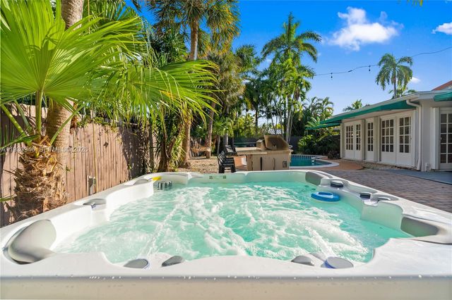 1344 Seabreeze Blvd, Fort Lauderdale, FL 33316