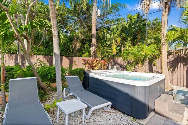 1344 Seabreeze Blvd, Fort Lauderdale, FL 33316