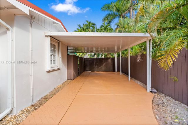 1344 Seabreeze Blvd, Fort Lauderdale, FL 33316