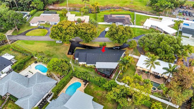3211 Calle Largo Dr, Hollywood, FL 33021
