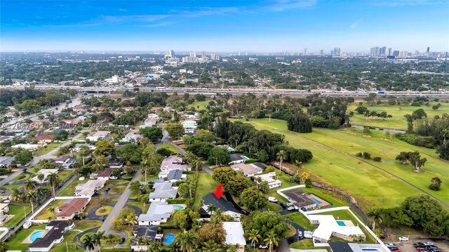3211 Calle Largo Dr, Hollywood, FL 33021