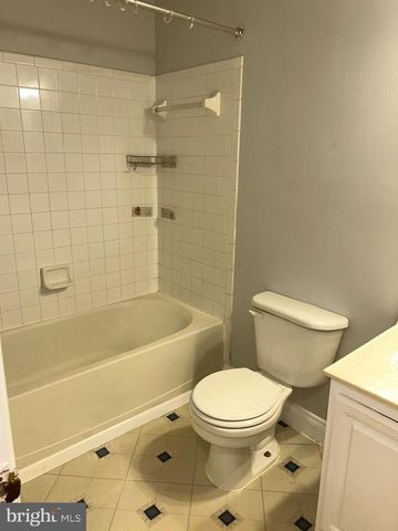 13514 CHAMPIONS WAY, Germantown, MD 20874