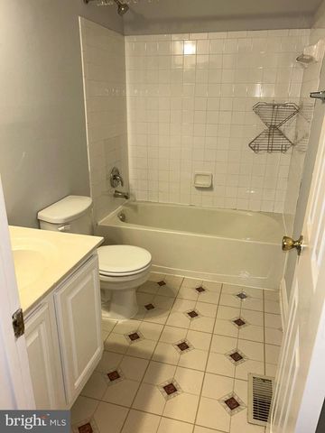 13514 CHAMPIONS WAY, Germantown, MD 20874