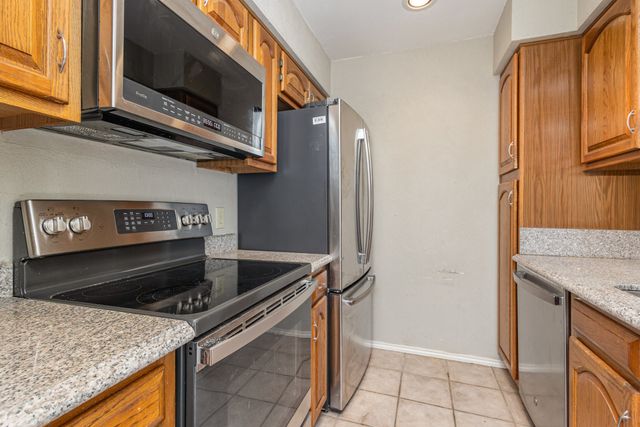 5100 Verde Valley Lane 273, Dallas, TX 75254