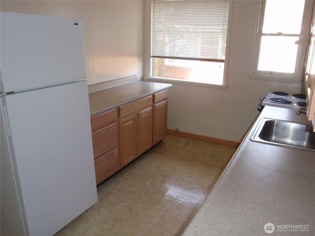 7329 15th Avenue NW, Seattle, WA 98107