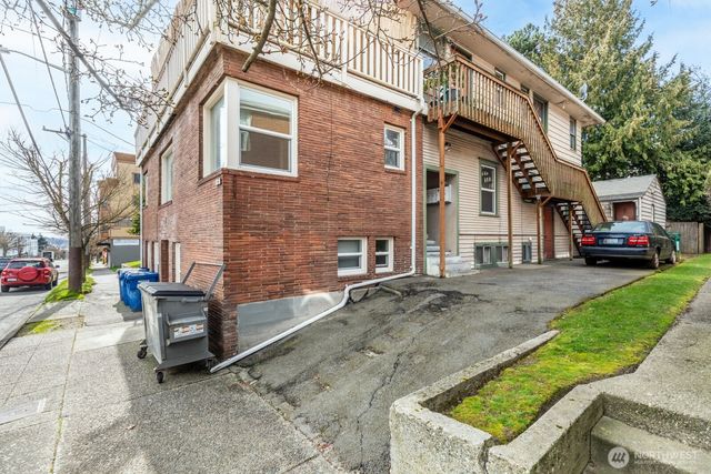 7329 15th Avenue NW, Seattle, WA 98107