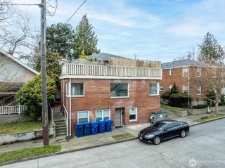 7329 15th Avenue NW, Seattle, WA 98107