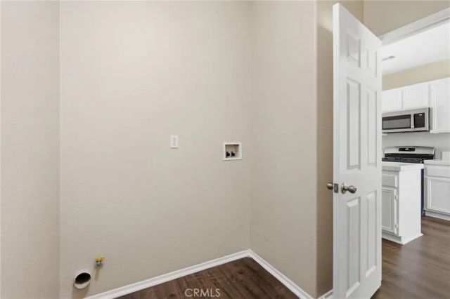 2011 Astor Court, Lancaster, CA 93536