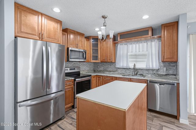 865 Dewberry Terrace NE, Melbourne, FL 32905