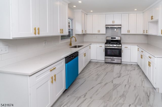 69 Fairmont Ave, Somerville Boro, NJ 08876