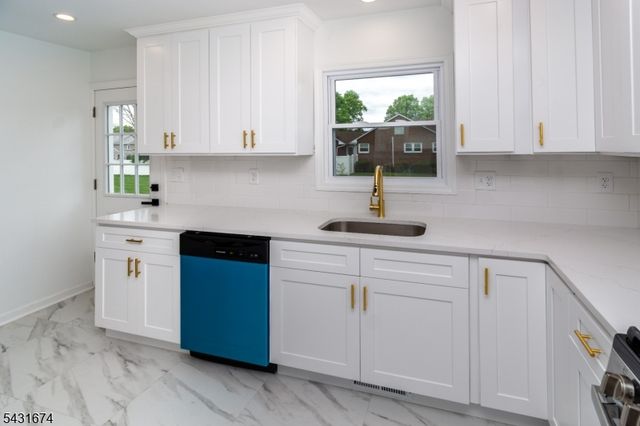 69 Fairmont Ave, Somerville Boro, NJ 08876