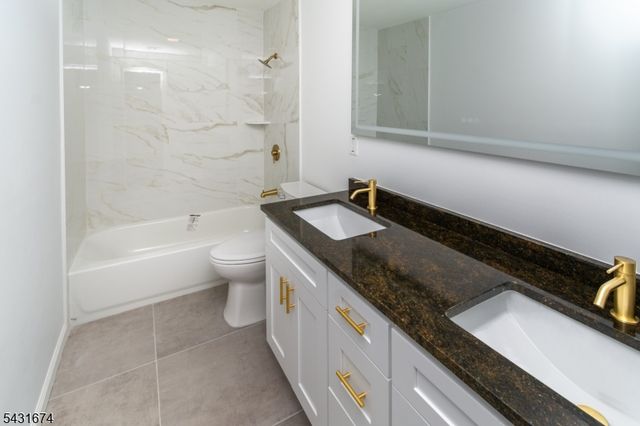 69 Fairmont Ave, Somerville Boro, NJ 08876