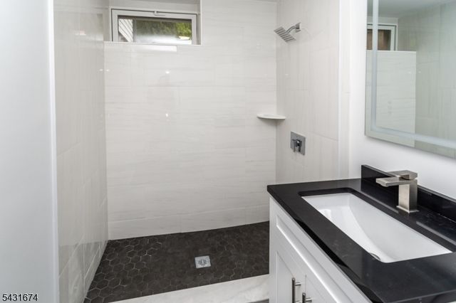 69 Fairmont Ave, Somerville Boro, NJ 08876