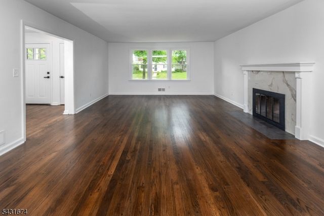 69 Fairmont Ave, Somerville Boro, NJ 08876