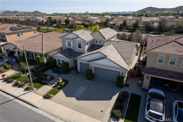 29525 Caravel Drive, Menifee, CA 92585