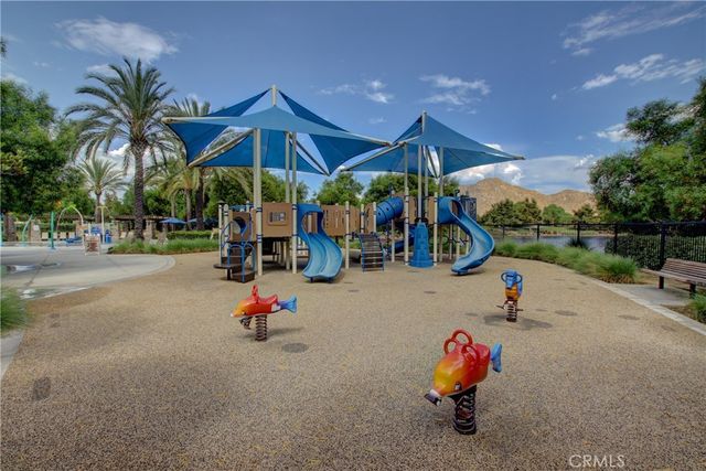 29525 Caravel Drive, Menifee, CA 92585