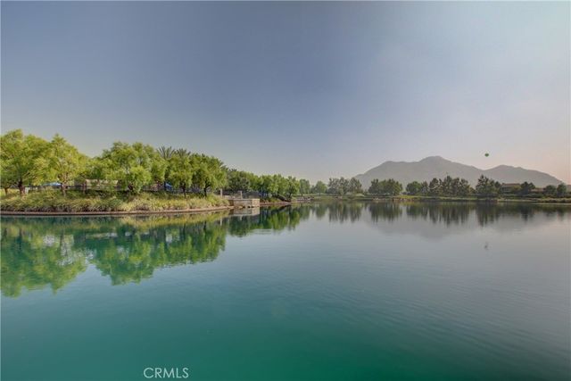 29525 Caravel Drive, Menifee, CA 92585