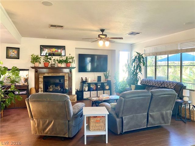 5944 Gold Horizon Street, North Las Vegas, NV 89031