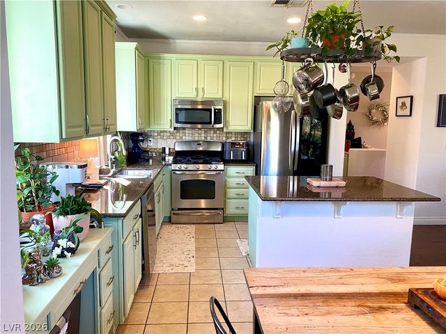 5944 Gold Horizon Street, North Las Vegas, NV 89031