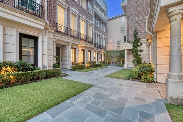 1913 Revere Street, Houston, TX 77019