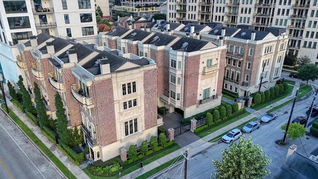 1913 Revere Street, Houston, TX 77019