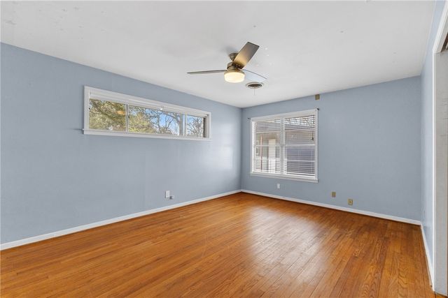 906 Briar Cliff Drive, Bryan, TX 77802