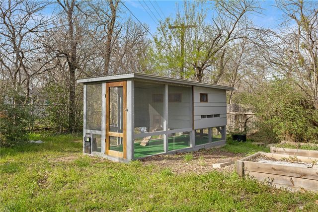 906 Briar Cliff Drive, Bryan, TX 77802