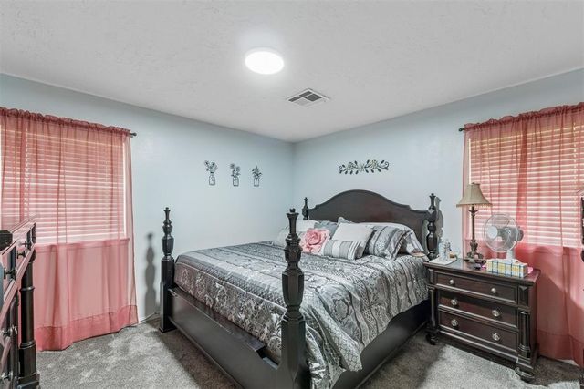 802 Jay Drive, Noble, OK 73068