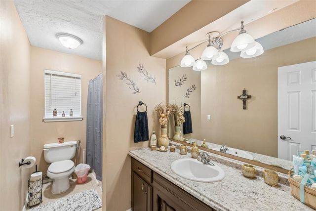 802 Jay Drive, Noble, OK 73068