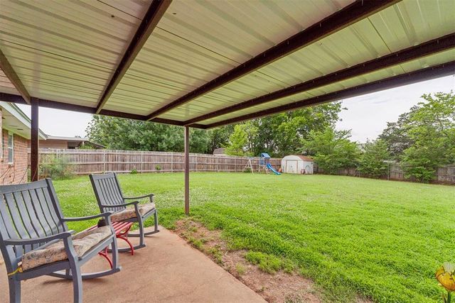 802 Jay Drive, Noble, OK 73068