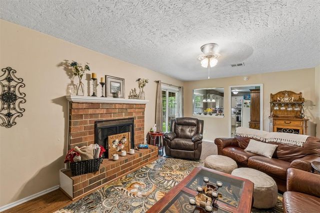 802 Jay Drive, Noble, OK 73068