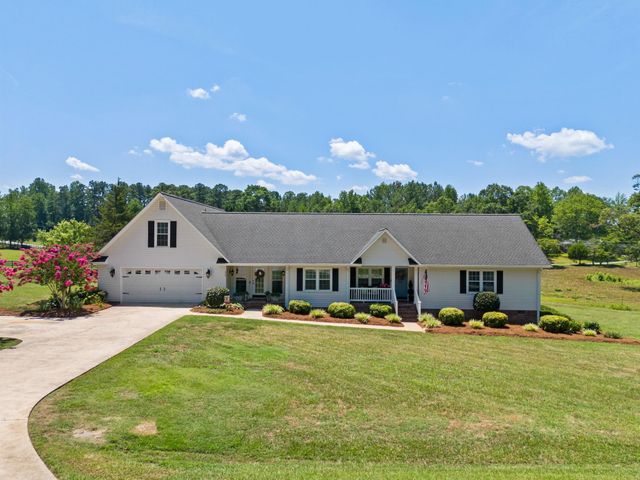 670 Old Mill Road, Campobello, SC 29322