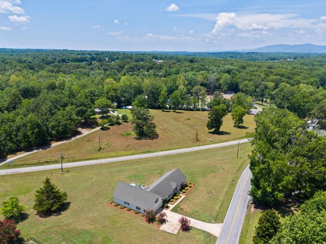 670 Old Mill Road, Campobello, SC 29322
