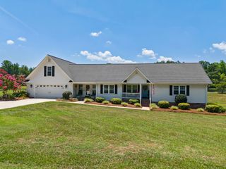 670 Old Mill Road, Campobello, SC 29322