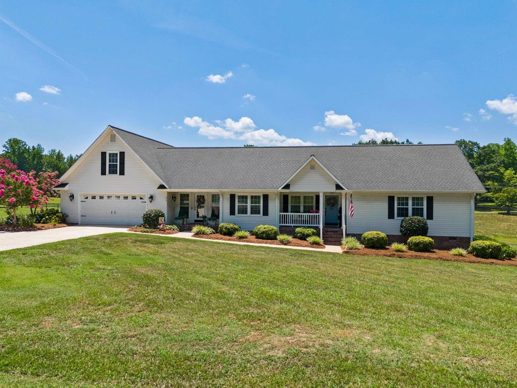 670 Old Mill Road, Campobello, SC 29322