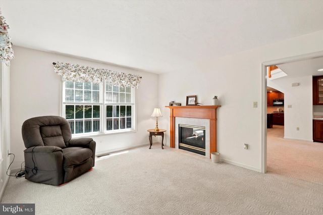 16 RYAN LN, Honey Brook, PA 19344